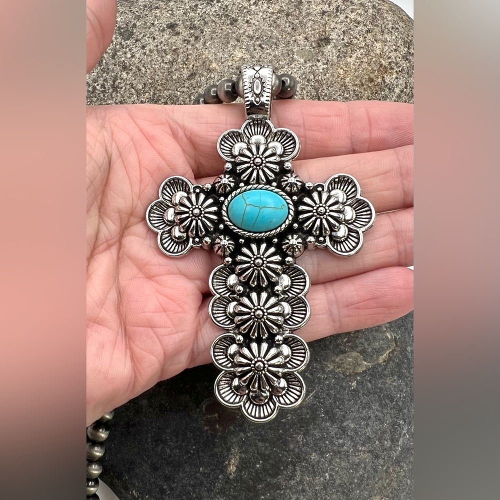 Southwest Faux Navajo Pearl Faux Turquoise Cross Earrings Beaded Necklace Set - Picture 6 of 9